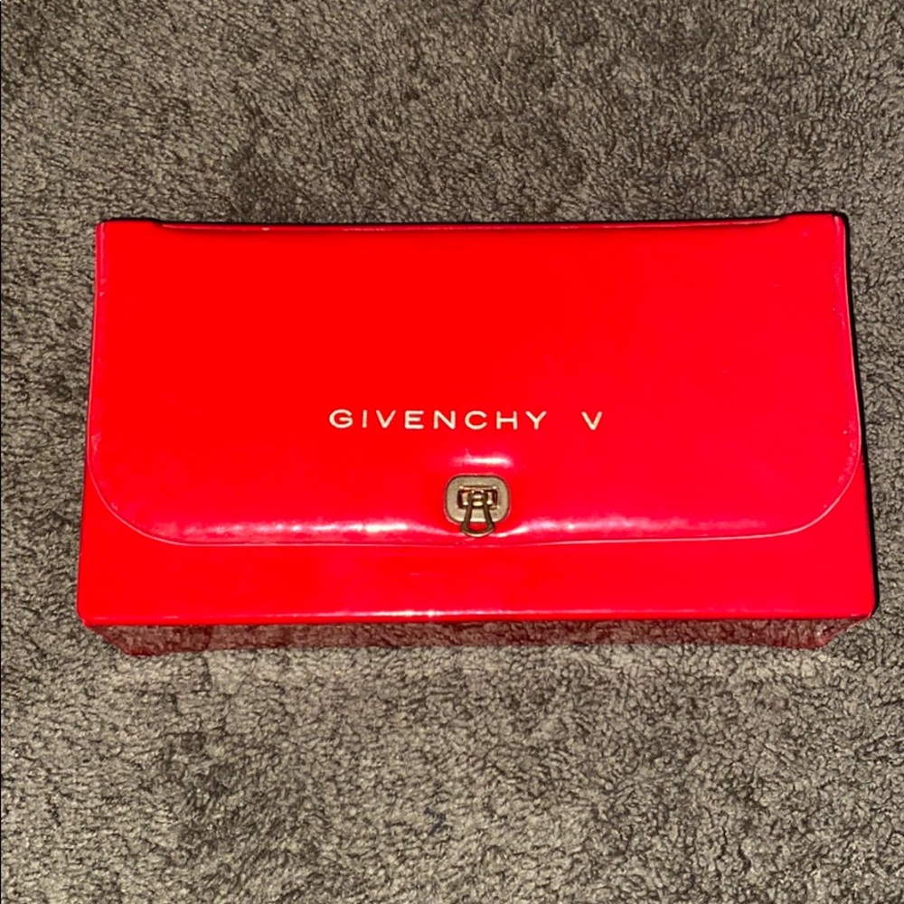 givenchy v makeup bag / clutch